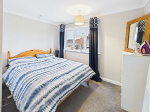 Bedroom- click for photo gallery